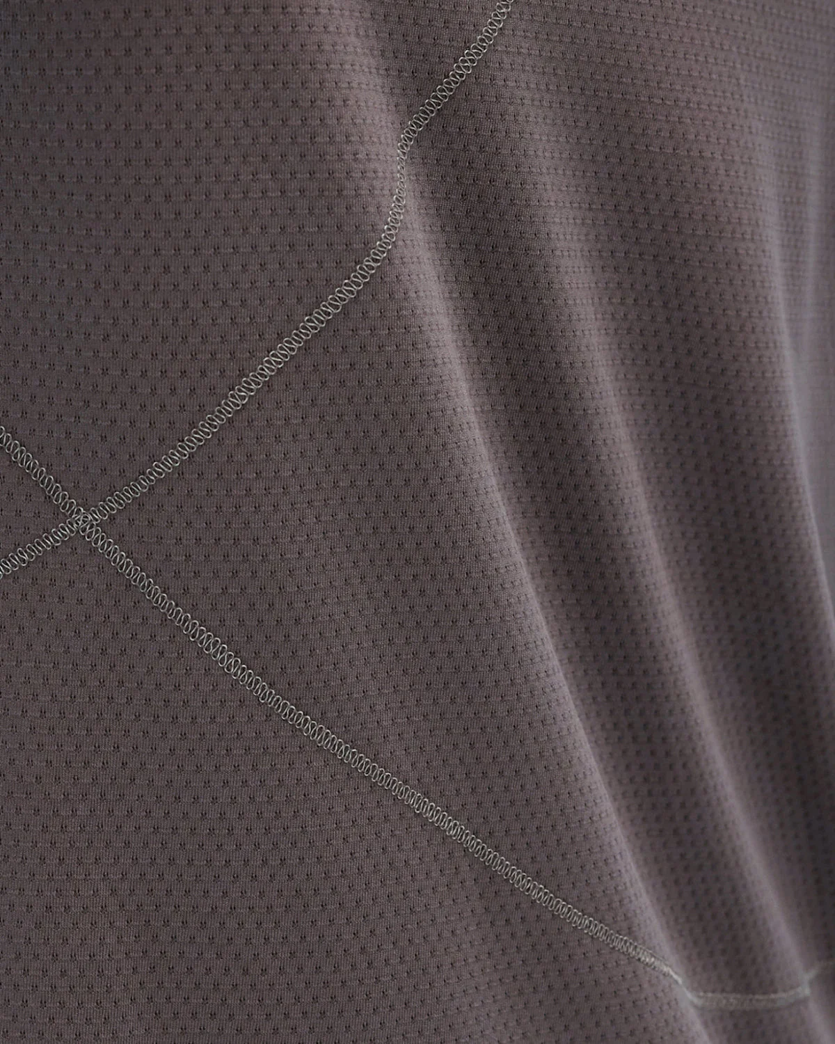Men's Micromesh™ Reflecto Stitch™ Long Sleeve Tee - Image 3