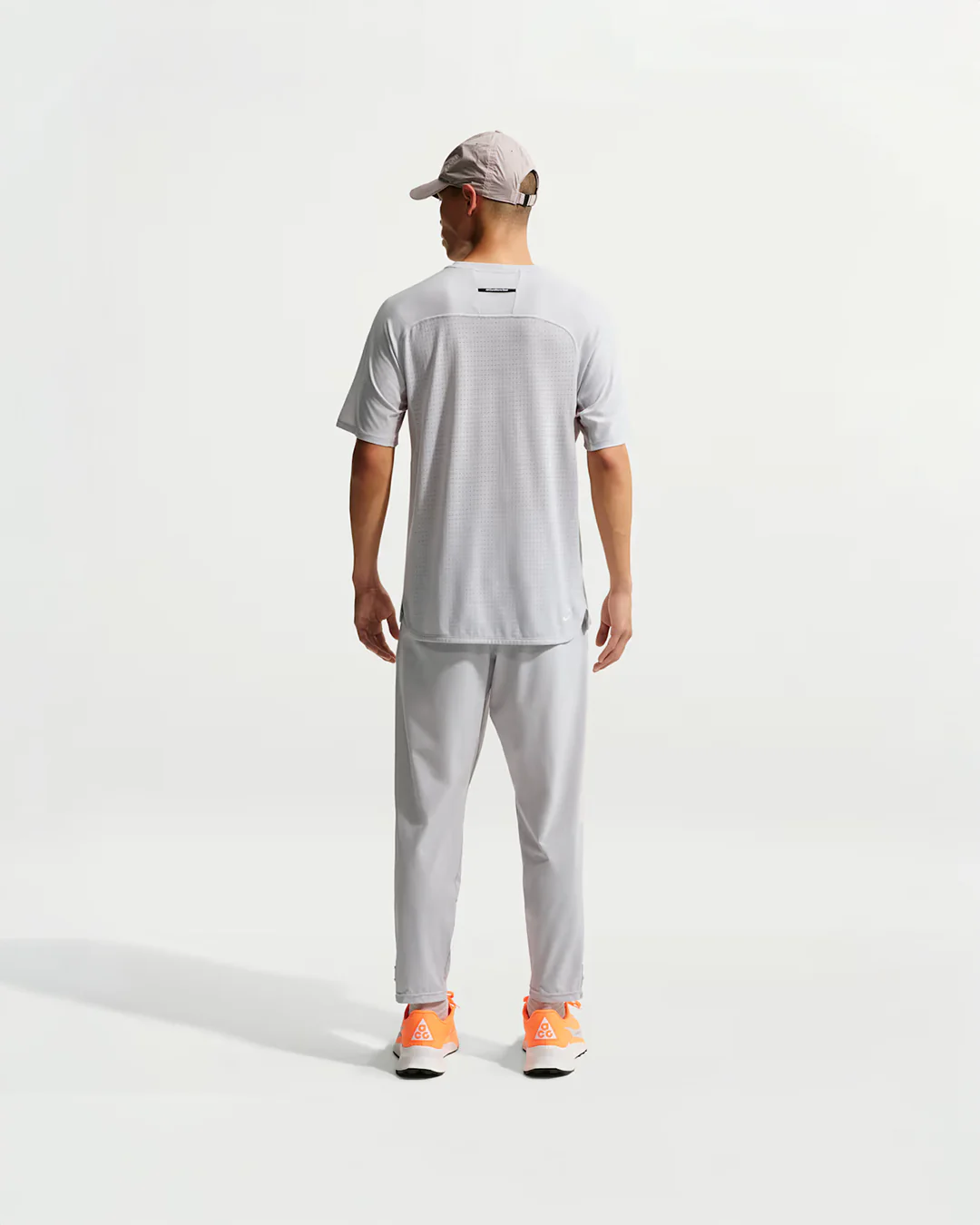 Men's Nike ACG "Solar Chase" Dri-FIT ADV Trail Running Top - Image 3