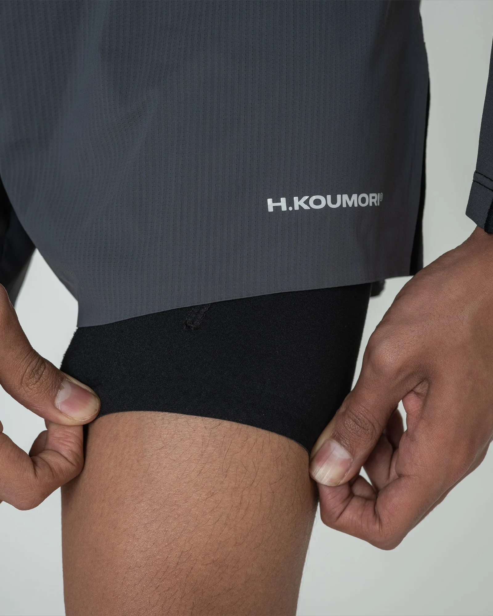 Men's TRAINING SHORT - Image 4