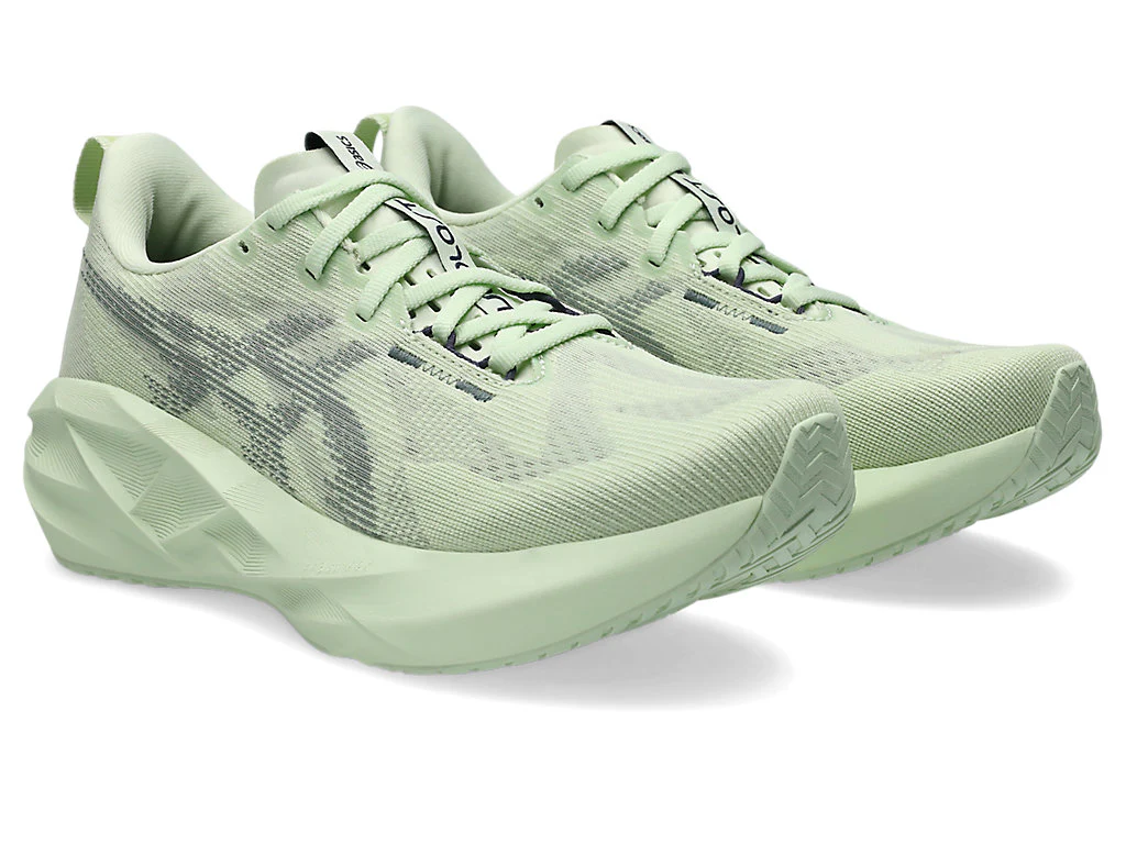 Women’s Novablast 5 - Image 2