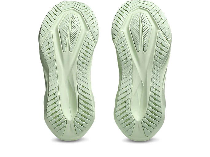 Women’s Novablast 5 - Image 7