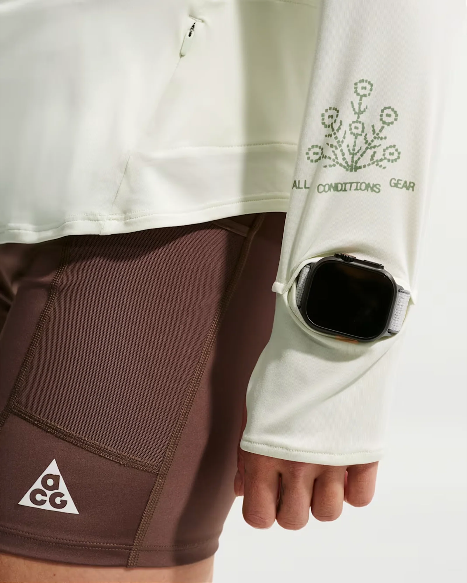 Women's "Solar Chase" Dri-FIT UV Hooded Trail Top - Image 3