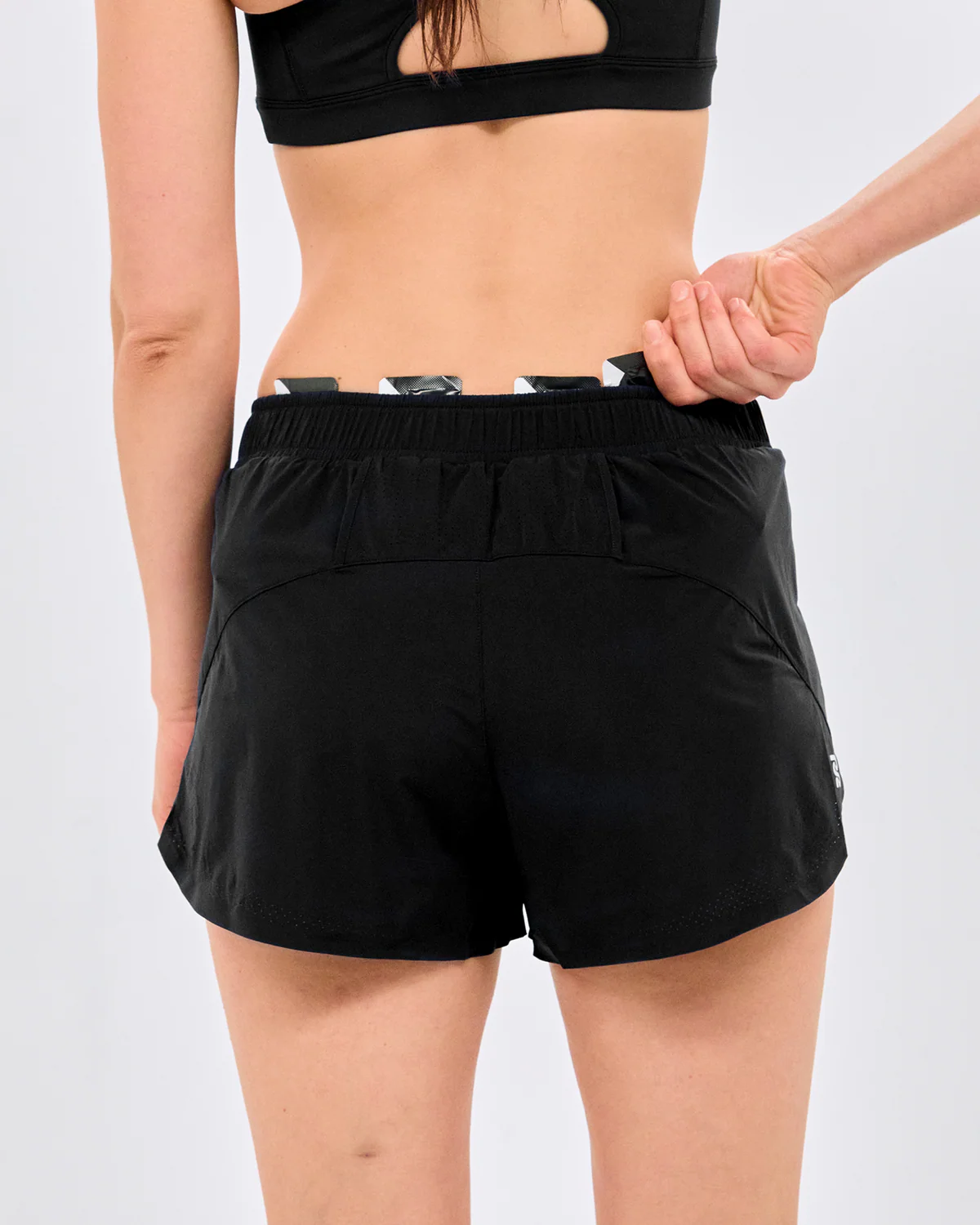Women's Vento™ 4" Wave Short - Black - Image 3