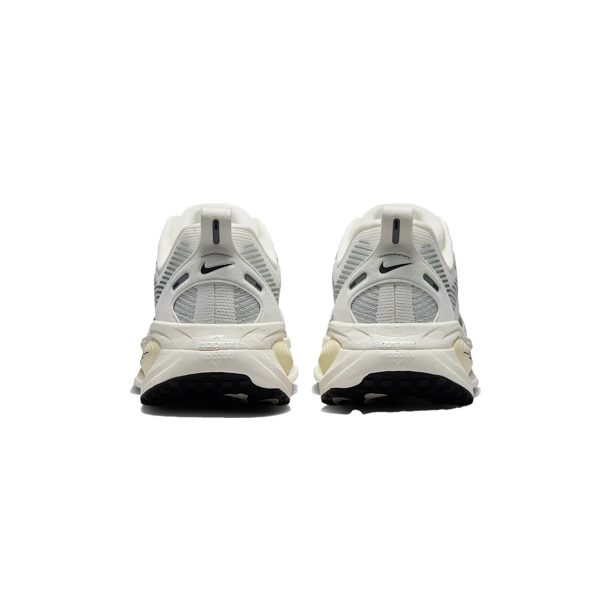 Women's Vomero 18 - Image 5